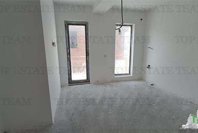 Duplex cu 4 camere cu Canalizare în Central - 12