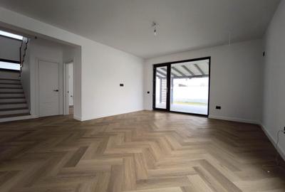 Casă cu 5 camere cu Canalizare în Prelungirea Ghencea - 7