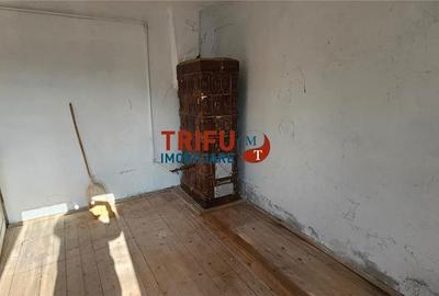 Casă cu 2 camere cu Teren 332 Mp în Bărăbanț - 1