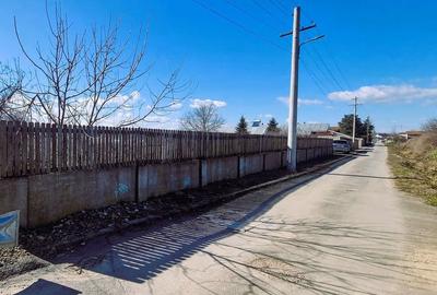 Teren de 300 mp, în Central - 4