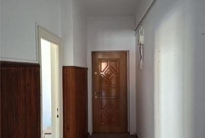 Apartament cu 2 camere, nemobilat - 7