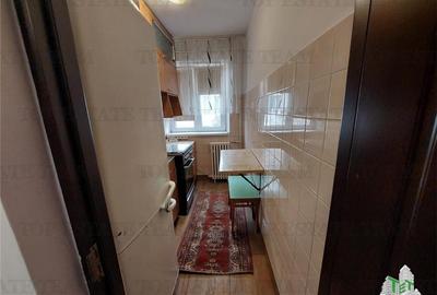 Apartament cu 3 camere decomandat, mobilat în Casa de Cultură - 10