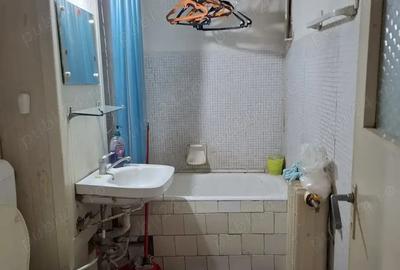 Vand!!! Ap 2 cam total decomandat etaj 3 Vlaicu - 2