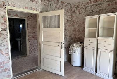 Casă cu 4 camere cu Teren 1200 Mp în Ciolpani - 2