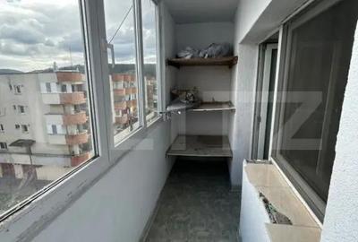 Apartament cu 3 camere decomandat în Central - 1