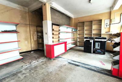 Spațiu comercial, de 44 mp, în Central - 2