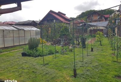 Casă cu 5 camere cu Teren 520 Mp în Vlădești - 8