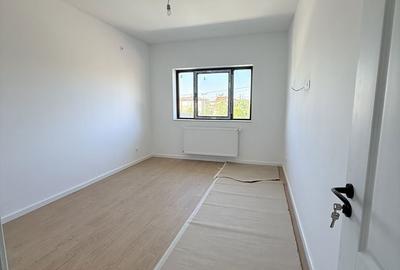 Casă cu 4 camere cu Teren 159 Mp în Domnești - 5