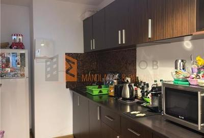 Casă individuală cu 6 camere cu Canalizare în 1 Decembrie - 16