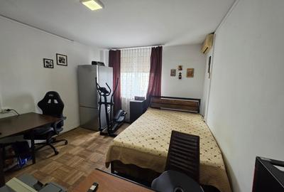 Apartament cu 3 camere semidecomandat în Titan - 5