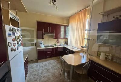 Apartament cu 3 camere decomandat, mobilat în Titulescu - 2