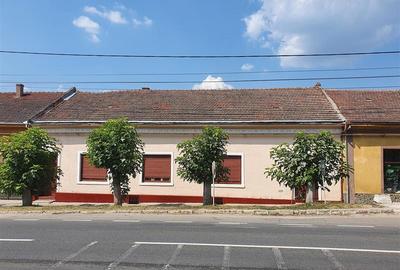 Casă individuală cu 6 camere cu Teren 606 Mp în Central - 30