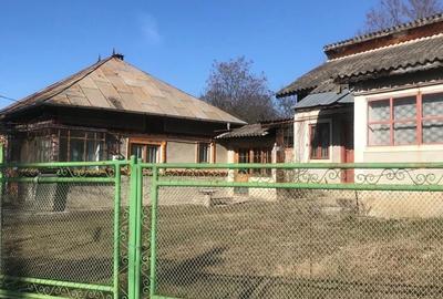 Casă cu 4 camere în Central