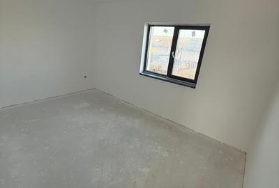 Casă cu 5 camere cu Teren 507 Mp în Central