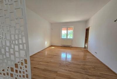 Casa moderna tip duplex - 3 camere - 2 bai - 410 mp teren - 2