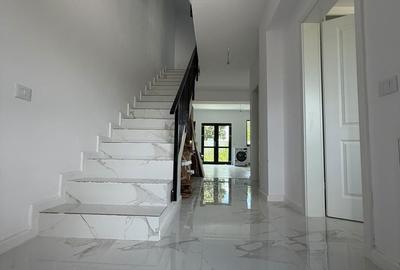 Casă cu 4 camere cu Teren 350 Mp în Central - 5