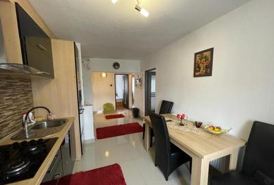 Apartament de vanzare cu 3 camere, 69 mp, zona Salajanca - 2