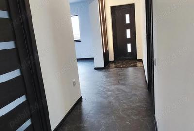 Casă cu 3 camere cu Teren 400 Mp în Albota - 9