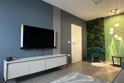 Apartament cu 2 camere decomandat, mobilat în Tractorul - 2