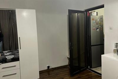Apartament cu 3 camere semidecomandat în Debarcader - 4