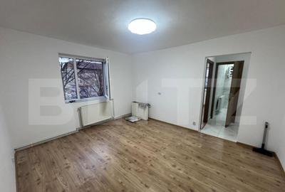 Apartament de vanzare, 50 mp, zona Micro 14 - 8
