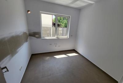 Duplex cu 4 camere cu Canalizare în Braytim - 5