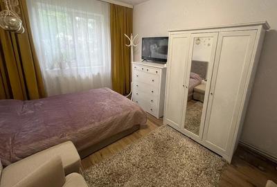 Apartament cu 3 camere decomandat în Central - 2