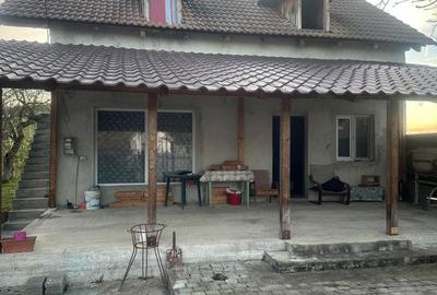 Casă cu 4 camere în Central - 3