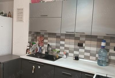 Vand apartament 3 camere in Babeni - 4