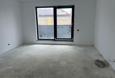 Apartament cu 5 camere în Decebal - 21