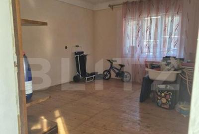 Casă cu 3 camere cu Teren 610 Mp în 7 Noiembrie - 8