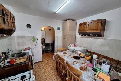 Apartament de vanzare, cu 2 camere, bloc izolat, 56 mp, zona Aradului - 7