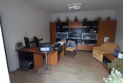 Spațiu comercial, de 647 mp, în Pârteștii de Sus - 2