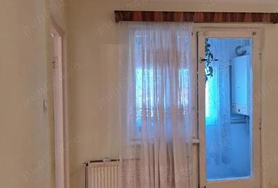 Apartament cu 2 camere semidecomandat în 14 Mai - 2