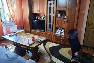 Apartament cu 3 camere in zona Dacia - 2