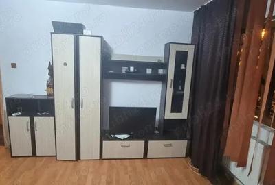 Apartament cu 2 camere nedecomandat, mobilat în Circumvalațiunii