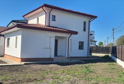 Casă individuală cu 4 camere cu Canalizare în Miroslava - 1