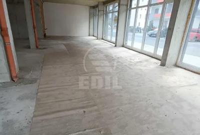 Spațiu comercial, de 160 mp, în Florești
