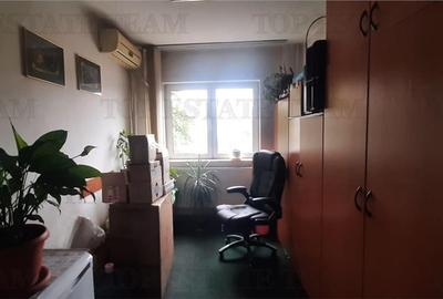 Apartament  4 camere Mosilor,  balcon, vedere  spate Apartament  4 camere Mosilor,  balcon, vedere  spate - 8