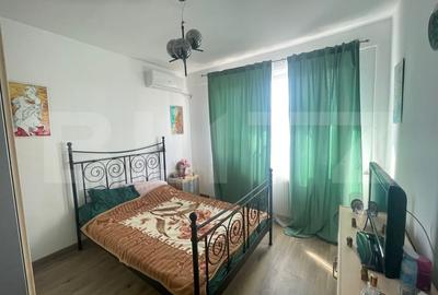 Camera Camin 21 mp,etaj 3 zona Nanterre - 1