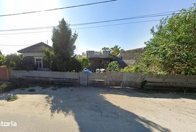 Casă cu 4 camere în Comani - 1