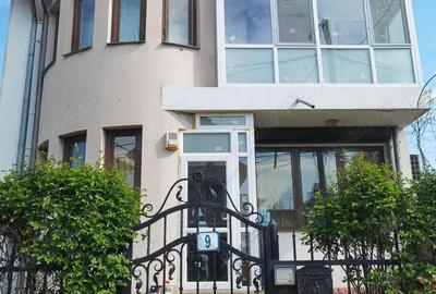 Casă cu 6 camere cu Teren 180 Mp în Băneasa - 6