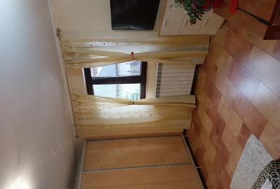 Casa de vanzare Petre?ti - 2