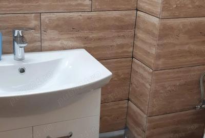 Apartament 3 camere, cf 1, decomandat, Craiovei - 2