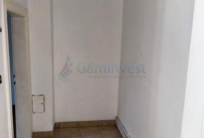 Casă cu 4 camere în Central - 1