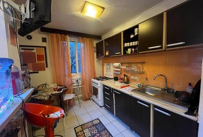 3 Camere | Titan | 1 Decembrie - 7