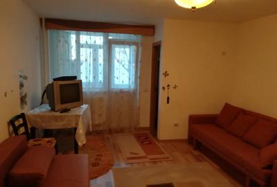 Inchiriez garsoniera bloc 14, et 3, centrala termica - 3