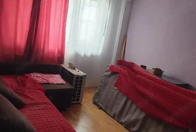 Apartament cu 3 camere decomandat în Berceni - 1