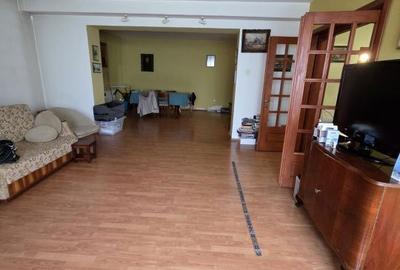 Casă cu 4 camere în Central - 1