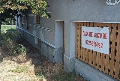 Casă cu 4 camere în Central - 3